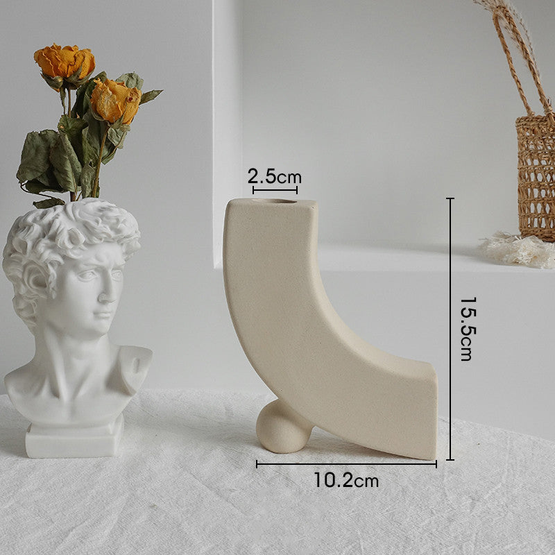 Nordic Matte Ceramic Table Vase – Minimalist Home Decor