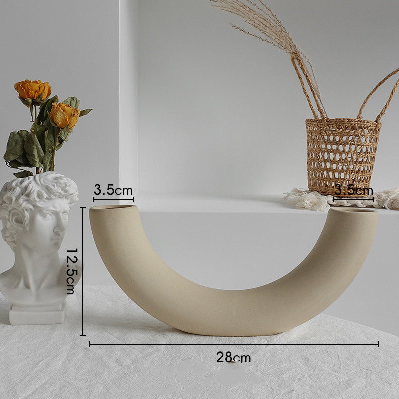 Nordic Matte Ceramic Table Vase – Minimalist Home Decor